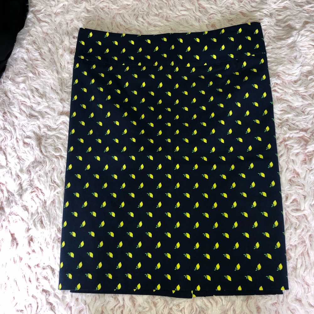 Lemon pencil shirt